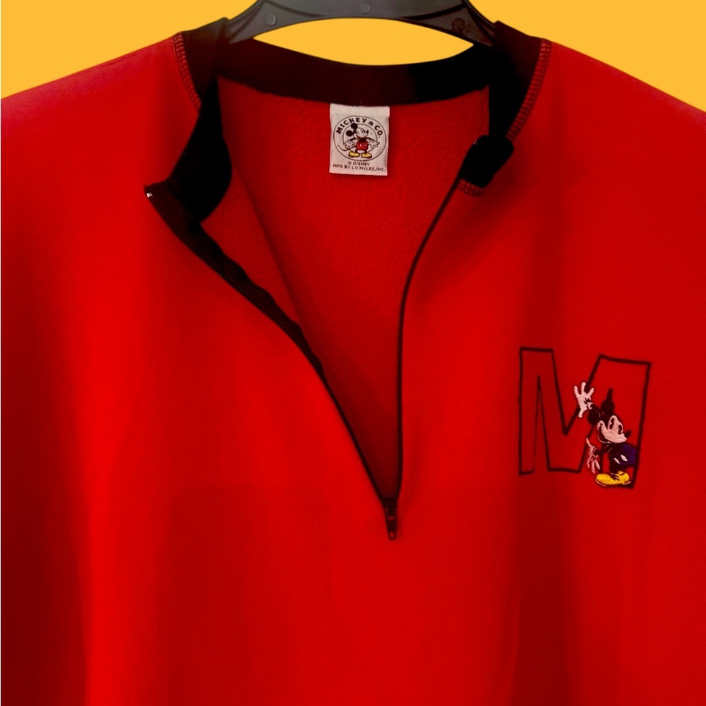 Vintage Disney 1/4 zip Sweatshirt Dolphin Hem Embroidered Mickey Red/Black - Picture 3 of 7